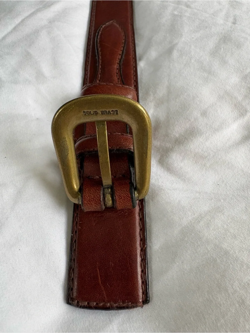 Classic Brown Leather Women's Belt with Brass-Tone Buckle Western simplicity